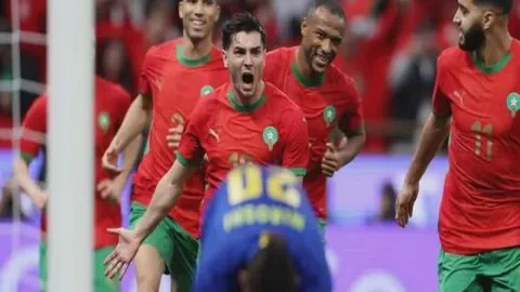 曼联足总杯大胜阿森纳，B费和加布里埃尔各建一功