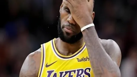 大乐透期号专家推荐：黄蜂对决质合分析，前区十码预测